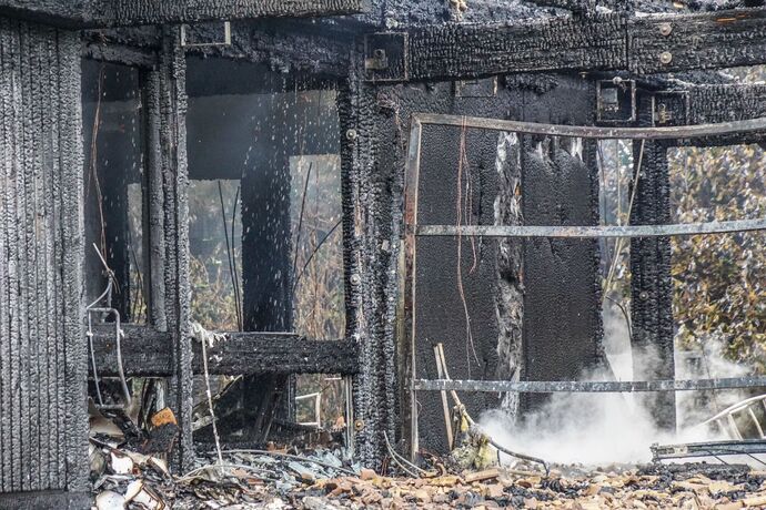 Lorch: Holzwohnhaus in Vollbrand – 1 Verletzte