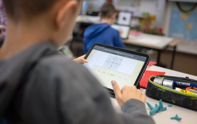 Unter anderem für eine bessere digitale Ausstattung an Schulen will die FDP im Falle einer Regierungsbeteiligung eine Bildungsmi