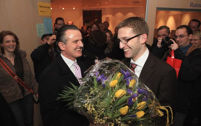 Vor 16 Jahren wurde Thomas Bernlöhr (vorne rechts), damals Wirtschaftsbeauftragter im Büro des Backnanger Oberbürgermeisters Fra