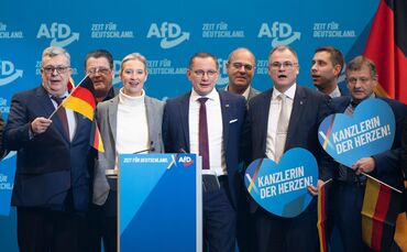 Der Bundesvorstand der AfD möchte sich am Montagabend mit den internen Vorwürfen gegen führende Funktionäre der AfD-Niedersachse