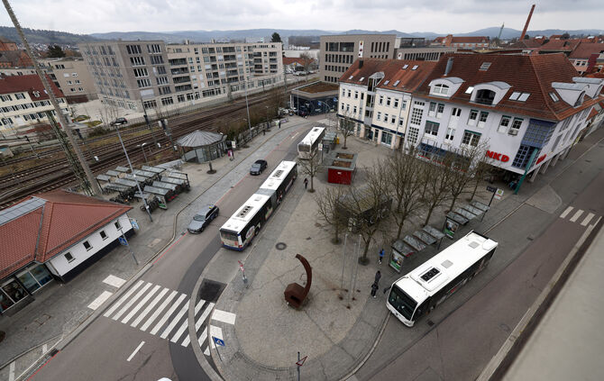 Von Schorndorf aus per Bus nach Plochingen, dann weiter per Bahn nach Stuttgart - das könnte in der Sperrzeit ab 24. Februar tat