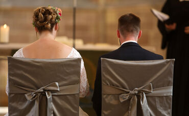 In Winnenden sind standesamtliche Trauungen im Rathaus sowie im historischen Schwaikheimer Torturm (Turmstube) möglich (Symbolfo