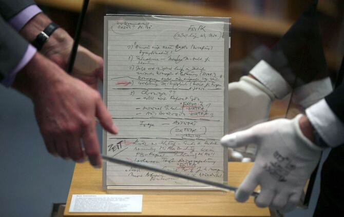 Schabowski-Zettel im Haus der Geschichte