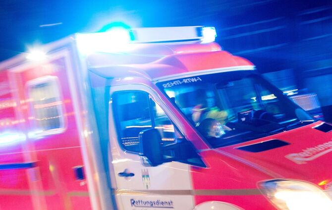 Rettungswagen Symbolbild