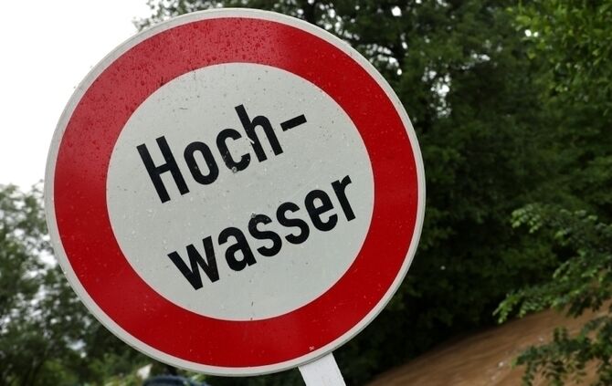 An der Rems überstieg der Pegel am Dienstagvormittag (24.02.) teilweise die Hochwasser-Meldeschwelle.