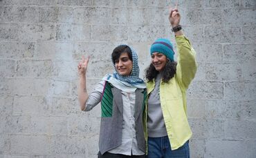 Iranische Journalistinnen Hamedi und Mohammadi