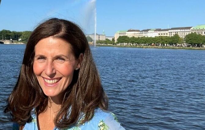 Georgina Hoffmann: Sie liebt das Reisen und Ausflüge – wie hier nach Hamburg.