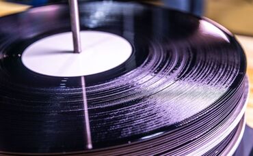Musikgeschäft legt erneut zu - Vinyl-Renaissance geht weiter