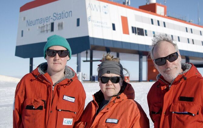 Theater aus dem ewigen Eis