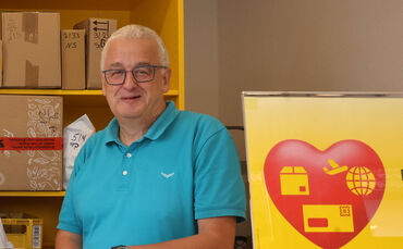 Die Post in Welzheim - wer das sagt, meint: Die Poststelle in der Filiale von Schreibwaren Grau. Martin Grau nimmt Stellung zum 