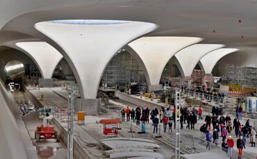 Die Eröffnung von Stuttgart 21 verzögert sich ein bisschen, aber das macht nichts - wir haben für Befürworter wie Gegner die per