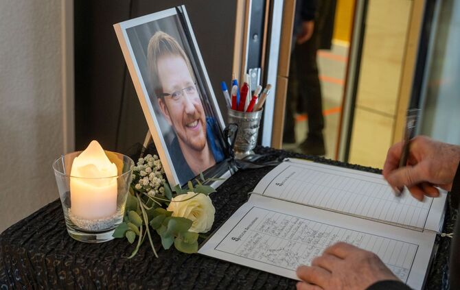 Trauerfeier für gestorbenen Bürgermeister