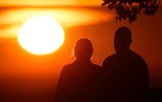 Valentinstag: Wie Liebe unser Gehirn auf den Kopf stellt