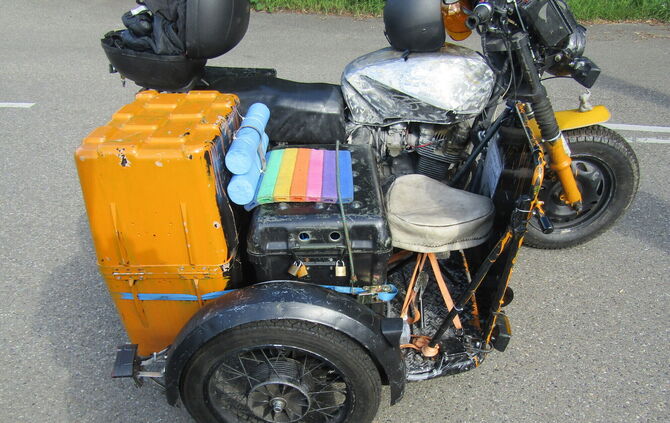 Vier-Personen-Motorrad