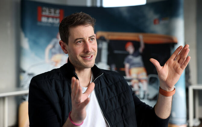 Pascal Bosch (35) brennt für seinen Beruf im Tiefbau - und würde gerne noch mehr junge Menschen dafür begeistern.