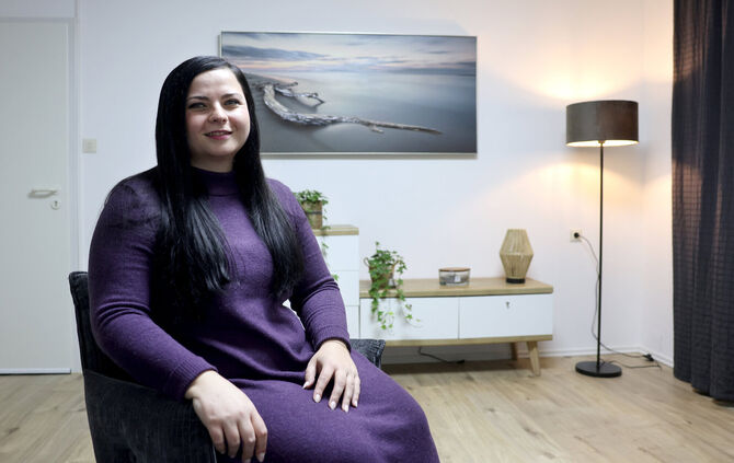 Sanja Martan in ihrer neuen Heilpraktikerpraxis - wer glaubt, psychische Probleme zu haben, bekommt hier Abklärung und Therapie.