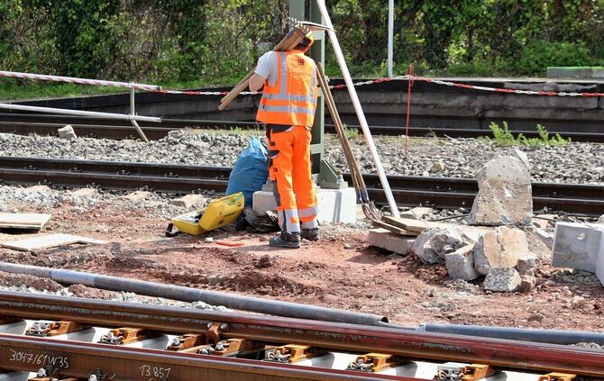 DB baut - auch vom 26. März bis zum 21. April