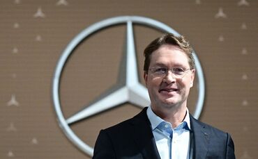 Mercedes-Chef Ola Källenius: Vergütung 2025 deutlich zurückgegangen. (Archivbild)