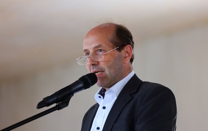 Andreas Maier, Geschäftsführer von AMF in Fellbach, denkt, dass der "Boden erreicht" ist und blickt hoffnungsvoll ins Jahr 2026.