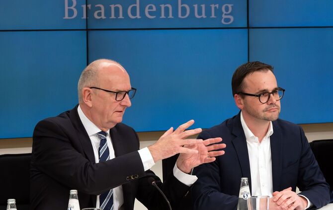 Brandenburger SPD und CDU stellen Koalitionsvertrag vor
