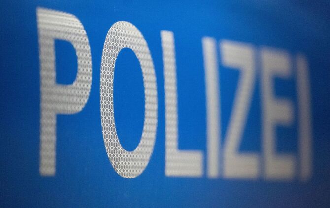 Die Polizei hat Sprengstoff im eigenen Haus entdeckt. (Symbolbild)