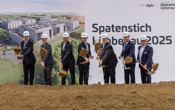 Spatenstich Schwarz-Digits-Rechenzentrum
