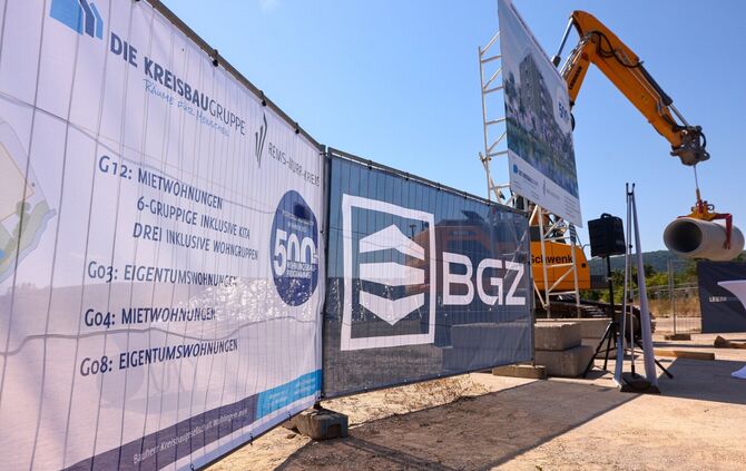 Auf der Hangweide wird weiter gebaut: Geplant sind zwei Mehrfamilienhäuser (Symbolfoto).
