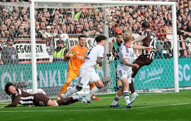 FC St. Pauli - Eintracht Frankfurt