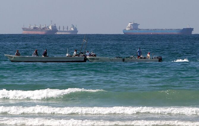 Der Transport von Rohöl aus den Förderregionen am Persischen Golf durch die Straße von Hormus ist faktisch zum Erliegen gekommen