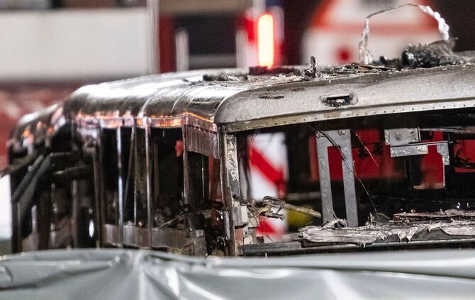 Linienbus ausgebrannt - Tote und Verletzte in der Schweiz