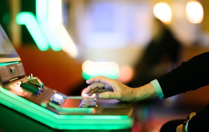 Der neue Glücksspiel-Survey 2025 zeigt: Das Glücksspielverhalten in Deutschland bleibt konstant. (Symbolbild)