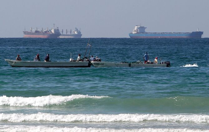 Schiffe in der Straße von Hormus