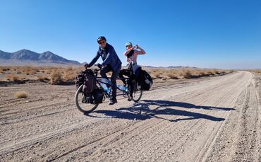 Durch die Wüste im Iran.