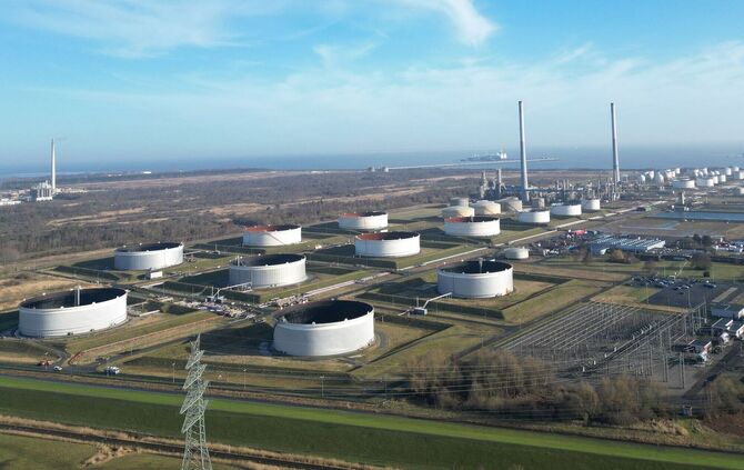 Ölversorgung und Energieinfrastruktur