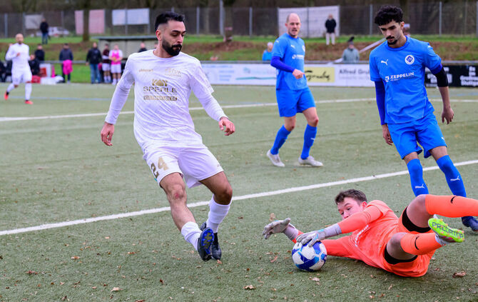 Alexandru Popescu (in Weiß) und der FSV Waiblingen trennen sich einvernehmlich.