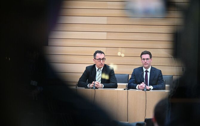 Wie schaffen es Cem Özdemir (Grüne) und Manuel Hagel (CDU), nach der Wahl in Baden-Württemberg in konstruktive Gespräche zu komm