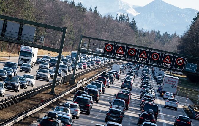 Stau auf der Autobahn