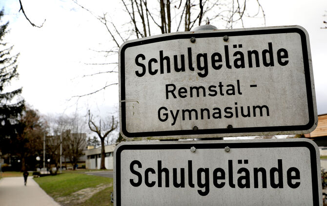 Am Remstal-Gymnasium Weinstadt wie an der benachbarten Reinhold-Nägele-Realschule müssen die Toiletten dringend saniert werden.