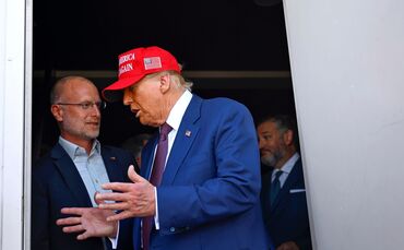 FCC-Chef Brendan Carr und US-Präsident Donald Trump