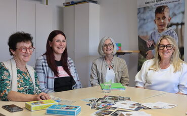 Sie freuen sich auf den Erlebnistag in der Waldakademie Mönchhof: Gabriele Schmidt-Klering, Jaqueline Fröhlich, Gaby Hammer und 