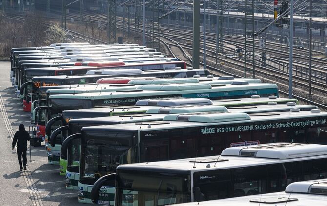 Warnstreik im öffentlichen Nahverkehr