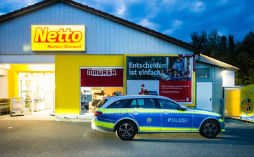 Am 14.07. haben bislang Unbekannte versucht, den Netto in Leutenbach zu überfallen.
