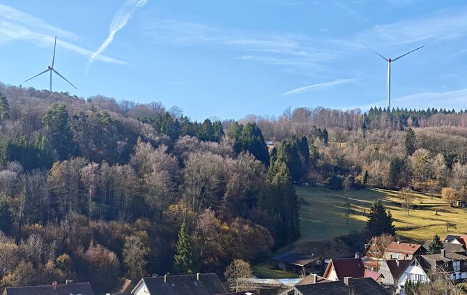 Anwohner in Uhingen-Baiereck leiden unter Brummtönen von Windkraftanlagen, die die gleiche Firma gebaut hat, die oberhalb von Ne