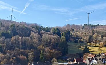 Anwohner in Uhingen-Baiereck leiden unter Brummtönen von Windkraftanlagen, die die gleiche Firma gebaut hat, die oberhalb von Ne