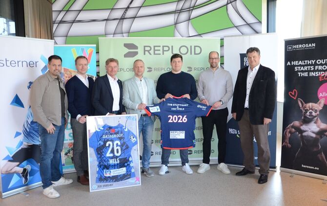 Der TVB Stuttgart und der HSC Wels machen gemeinsame Sache. Auf dem Foto von links nach rechts: Manuel Arzt (Vorstandsmitglied H