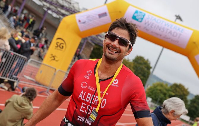 Die Menschen im Rems-Murr-Kreis sind ausgesprochen sportlich – wie hier ein Teilnehmer des 1. Weinstadt Triathlons.