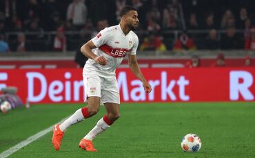 Josha Vagnoman steht das erste Mal im Aufgebot von Bundestrainer Julian Nagelsmann.