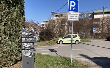 Die E-Ladestation am Wochenmarktplatz Schwaikheim.