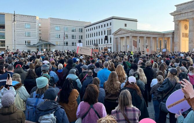 Demonstration gegen sexualisierte digitale Gewalt