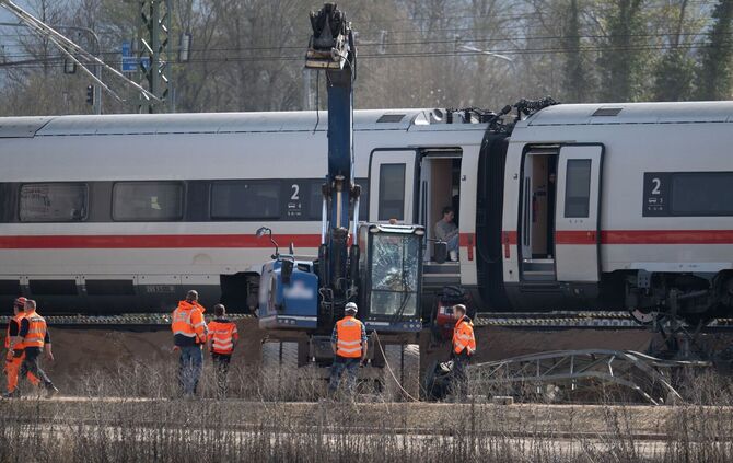 Baggerfahrer bei ICE-Unfall nahe Gelnhausen verletzt